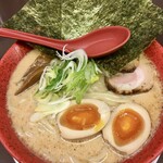 自家製太打麺 勢拉 - 「特製らーめん」950円也。税込。