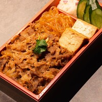 1️⃣すき焼き弁当