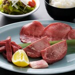 Yakiniku Karubiyawasshoi - 