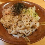 大衆うどん つる亀 - 肉ぶっかけうどん(20-04)