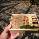 ももふく - ももふく鳥重　テイクアウト　\900(20-04)