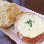 BOUDIN Bakery & Cafe - Classical Clamchowder＄7.99