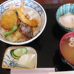 山美 - 天丼と温泉玉子の日替り定食