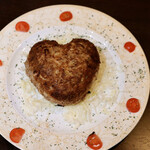 ルッカ - ハート形のハンバーグ