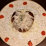 ルッカ - ゴルゴンゾーラチーズソースをかけて