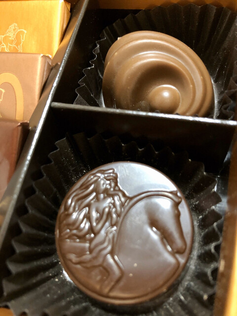 ゴディバ ピオレ姫路2店 Godiva 姫路 チョコレート 食べログ