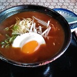 お食事と喫茶 KADO - カレーラーメン  600円