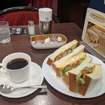 喫茶室ルノアール - [料理] Hot珈琲 & ミックスサンド セット 全景♪Ｗ