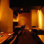 trattoria イタリアン SATOMI fooding - ワインの部屋です。20名様位