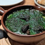 ルボ飯 - ブルゴーニュ風エスカルゴと岡山産カキのガーリックバター焼き～パセリ風味