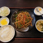 中華料理 満福苑 - ランチタイムチンジャオロースー定食