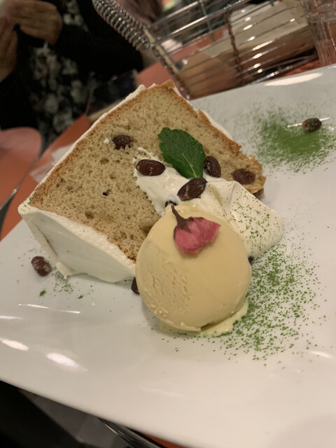 Kick Back Cafe キックバック カフェ Heatstrip ヒートストリップ