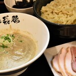 らぁ麺 飛鶏 - 濃厚木の子つけ麺(麺大盛・チャーシュー・煮玉子・バラのり)