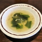 にんにく屋嘉六 - ワカメスープ