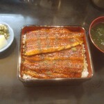 あけぼの寿し - 料理写真:うな重(上) 2,000円(税別)