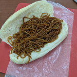 コッペんどっと - 『おかずコッペ　ソース焼きそば』　３５０円