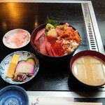 ふみ野 - 海鮮丼(うに入り)