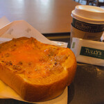 タリーズコーヒー - ♦︎厚切りトーストツナチェダーチーズウォルナッツ(ドリンク付き) ¥616