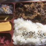柿安 - ミートサラダ弁当(税別1134円)(2020.04.現在)