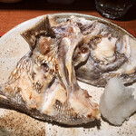 めしの助 - 真鯛かぶと塩焼き