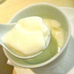 茶月斎 - 杏仁豆腐