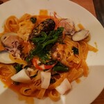 洋風田舎食堂 ナージュ - 魚介のビスクソーススパゲッティ(1,080円)