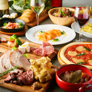 The all-you-can-drink course starts from 2,980 yen and is full of specialty Meat Dishes ♪ Great for drinking parties, etc.