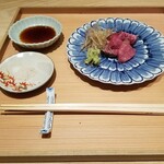 肉屋 田中 - 神戸牛のトモサンカクのたたき