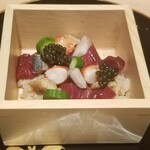 肉屋 田中 - 神戸牛のランプとキャビアのちらし寿司