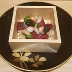 肉屋 田中 - 神戸牛のランプとキャビアのちらし寿司