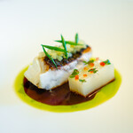 レスト　ケイ　ヤマウチ - 真鯛　ふきのとう　うど　りんご