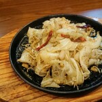 Sumibi - 2001_Sumibi-炭火-_キャベツシラス炒め＠70,000Rp