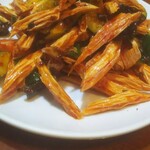 魯園菜館 - 湯葉ときゅうりの辛味和え物