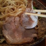 はぐるま - チャーシューは自分はつけ汁に入れて温めて食べる派ですｗｗ