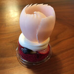 スイーツガーデン ユウジアジキ - プランタン 今回のMVP！リピート！前回食べた時より美味しく感じました！1個で色んな味の表情の変化を見せる！見た目も可愛い♡