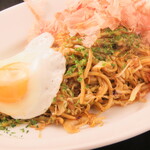 Yakisoba (stir-fried noodles) sauce (pork balls or squid balls)