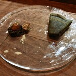 セルサルサーレ - クレープ コウイカと菊芋のピューレ、イカスミの煮込み マッシュルームと