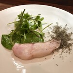 セルサルサーレ - ハタ キャビアの削り 山葵菜と菜の花のソース
