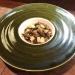 セルサルサーレ - 銀の鴨のラグー ツクシとタケノコ ネパール胡椒