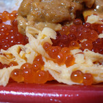 丼丸 田中家 - 料理写真:うにいくら丼（落下で崩れちゃった）