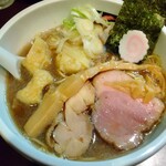 おおぜき中華そば店 - ワンタンにぼしそば