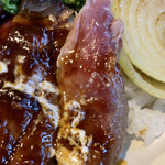 スパイシーモンキーズ - 大麦牛ステーキ丼(ライス大盛)