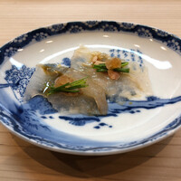 松寿司 - 甘手鰈 肝乗せ
                    優しいおろしポン酢が引き立てます！