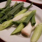 あさひ食堂 - 葉にんにく(380円)