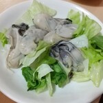 台湾料理 百味鮮 - 鍋の具の追加 『 牡蠣 』