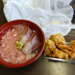 Unigoya - ぶりマグロ丼　600円　＋　とり天　200円