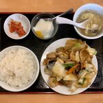 麺飯中華厨房 八福食堂 - 八宝菜定食 ¥700