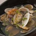 Steamed large clams