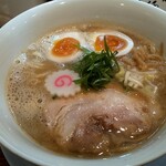 中華そば 桐麺 - 鶏そば醤油 味玉トッピング