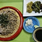銀山茶屋 - 「ざるそば＆山菜盛合せ」\1000です